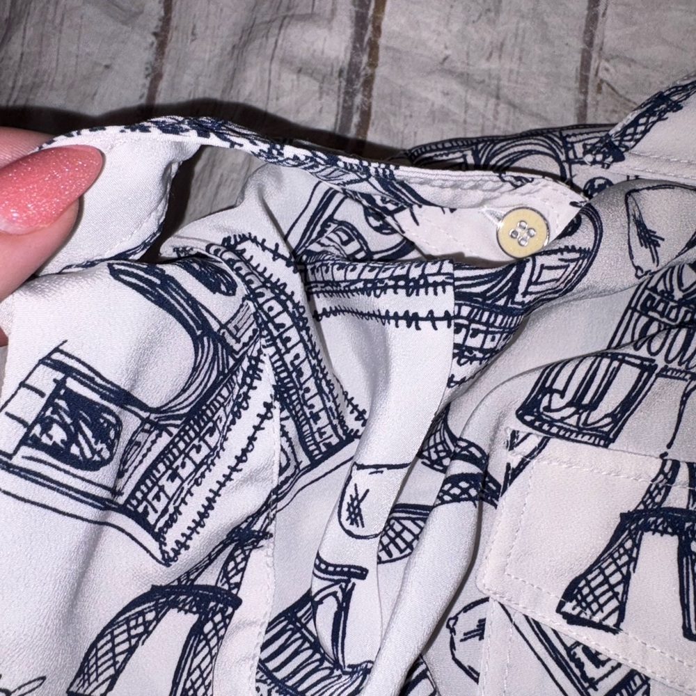 Karl Lagerfield “love from Paris” graphic button up M - Picture 3 of 6